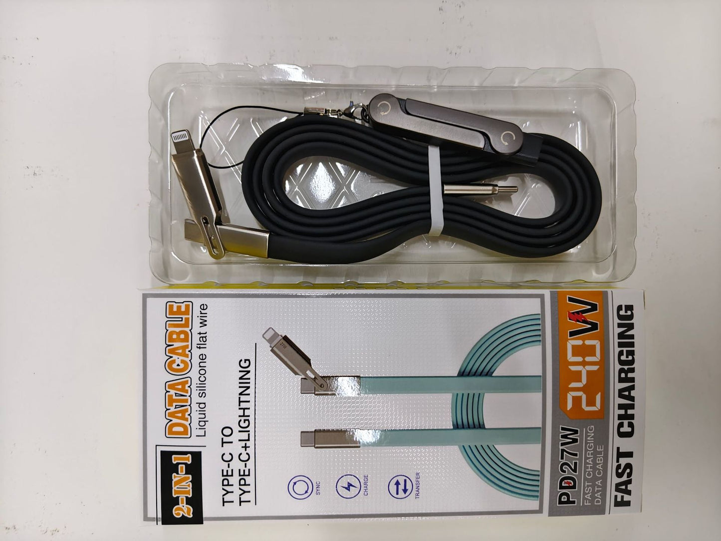 2-in-1 240W-Schnellladegerät & faltbarer Smartphone-Ständer: USB-C auf USB-C – Videos ansehen und gleichzeitig laden – Kompatibel mit iPhone 15–17, Huawei, Xiaomi, Honor