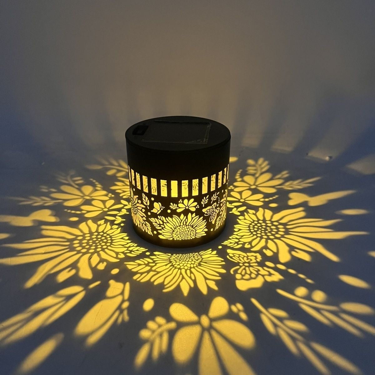 Solarbetriebenes Mandala-/Sonnenblumen-Projektionslicht