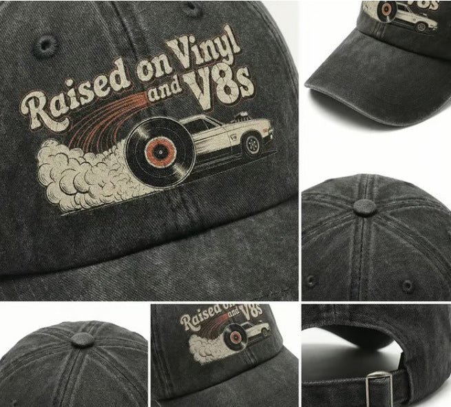 Letzter Tag mit 49 % Rabatt – „Raised on Vinyl and V8s“ – die bestickte Classic Cap für Motor-Enthusiasten.