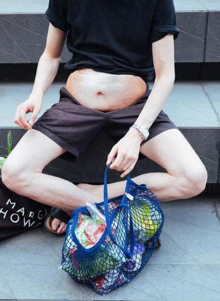 Viraler Big Belly Bauchbeutel – Kreative Diebstahlsicherung in Form eines Bierbauchs