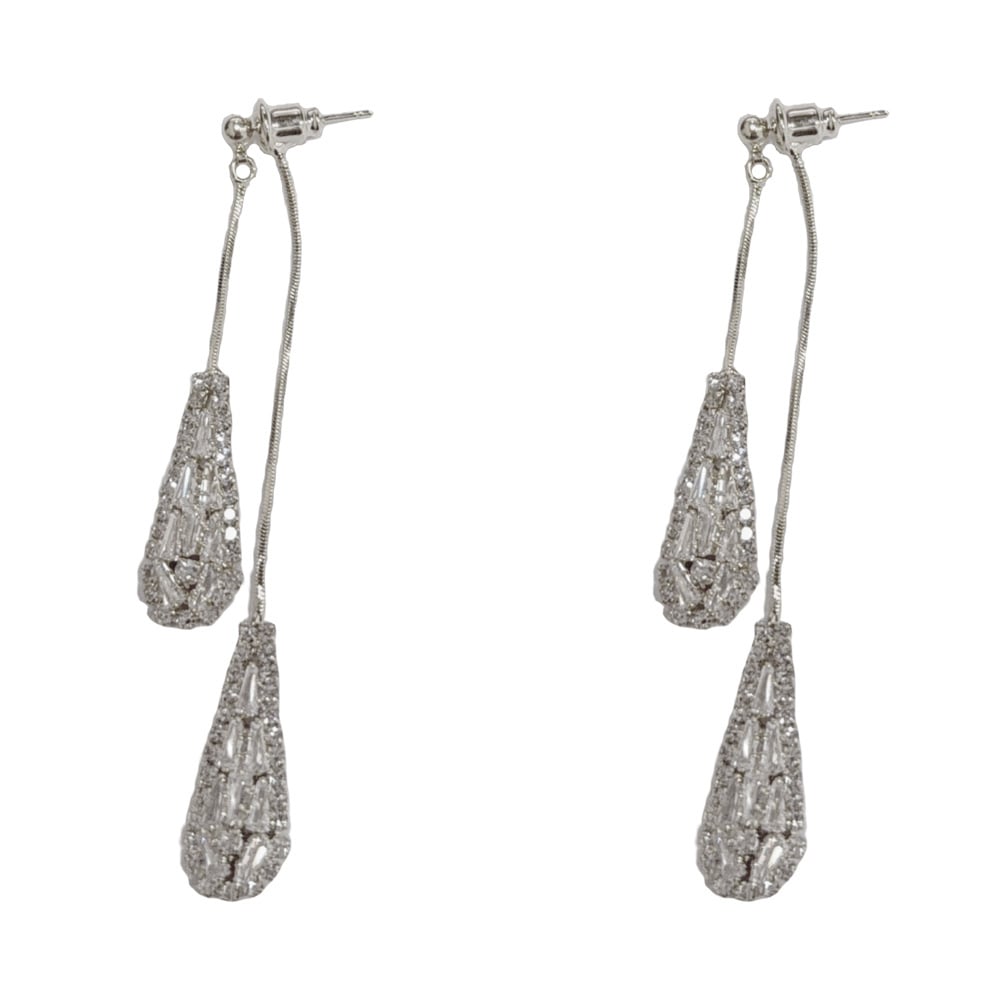 💎 Elegante Damenohrringe mit Zirkonia – beidseitig, tropfenförmig, mit Quasten