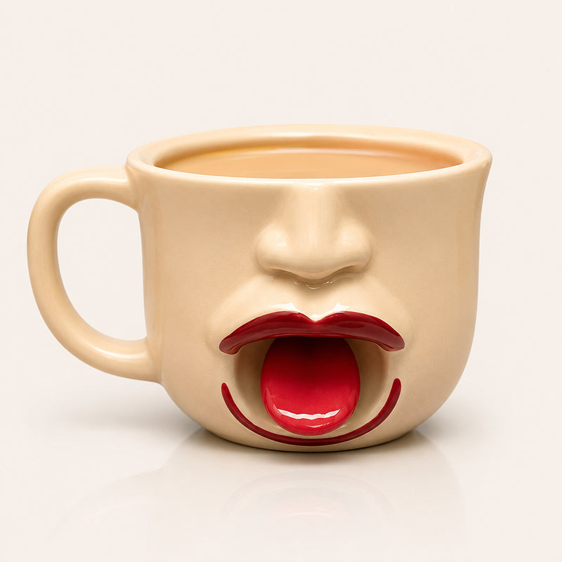 Lustige Keramiktasse mit herausgestreckter Zunge